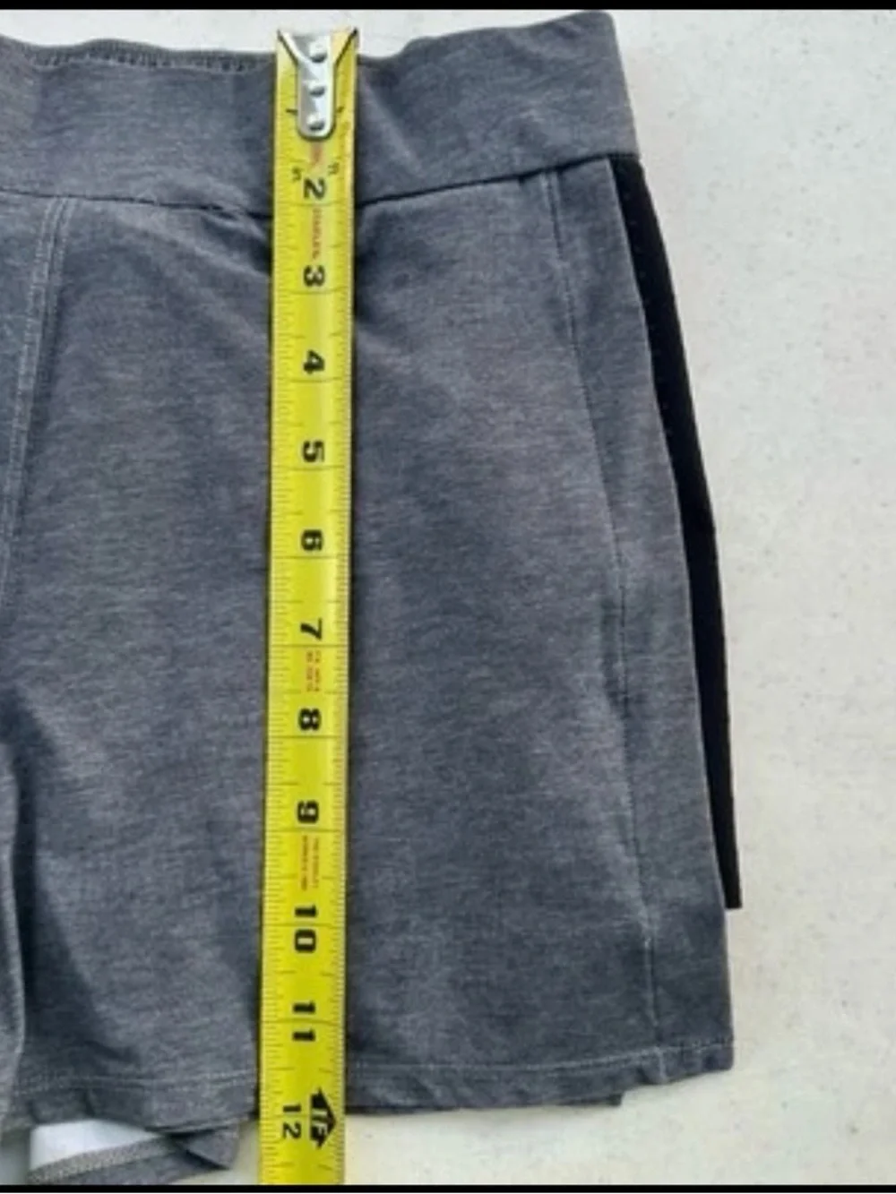 lululemon &go On the Go Shorts Gray Black Size 6 Running Athletic Athleisure
